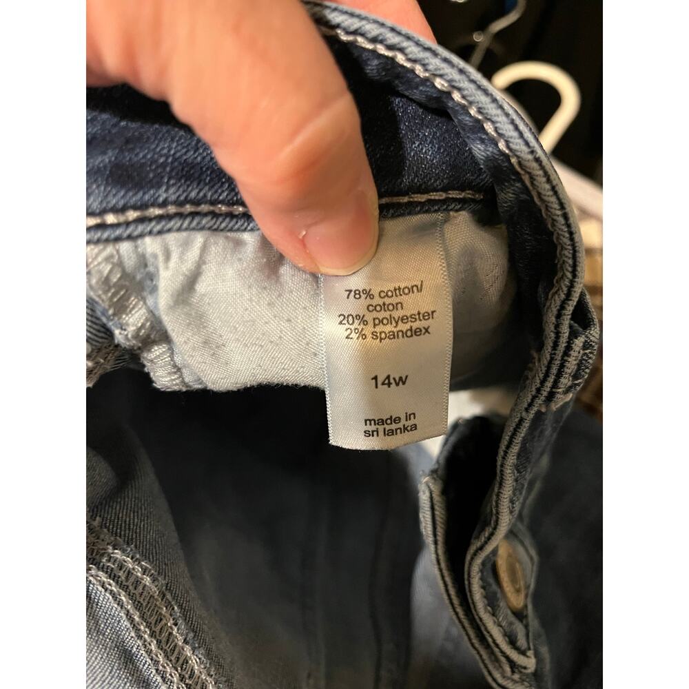Maurices women’s crop jeans size 14 - Picture 6 of 6
